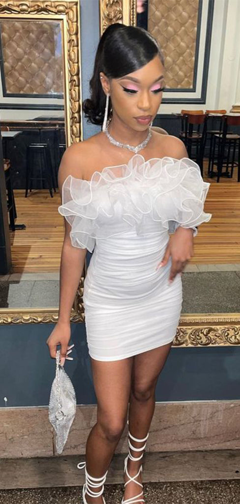 Sexy White Off Shoulder Tight Lace Strapless Sleeveless Popular Short Homecoming Prom Dress, CPH299