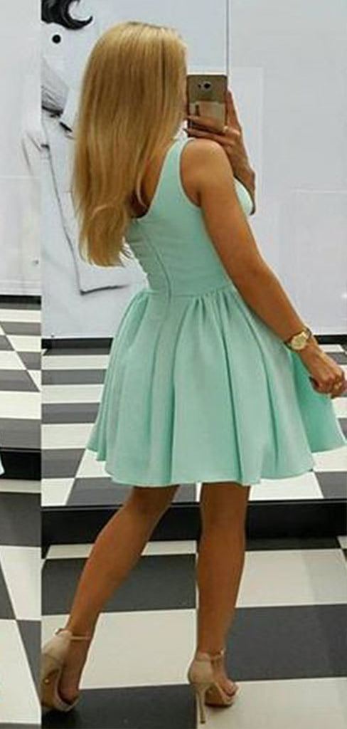 Elegant Green Straps V Neck Sleeveless Popular Short Homecoming Prom Dress, CPH109