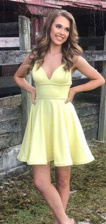 Elegant Yellow Spaghetti Straps V Neck Sleeveless Popular Short Homecoming Prom Dress, CPH135
