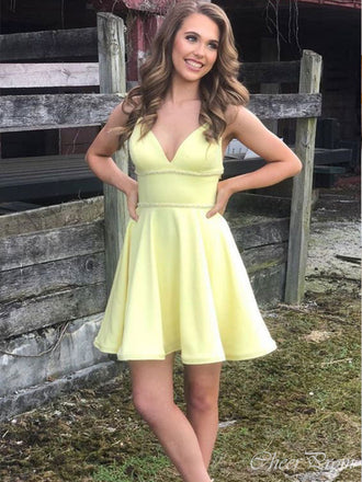 Elegant Yellow Spaghetti Straps V Neck Sleeveless Popular Short Homecoming Prom Dress, CPH135